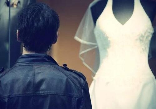 夫妻共同财产可不可以单方面买卖